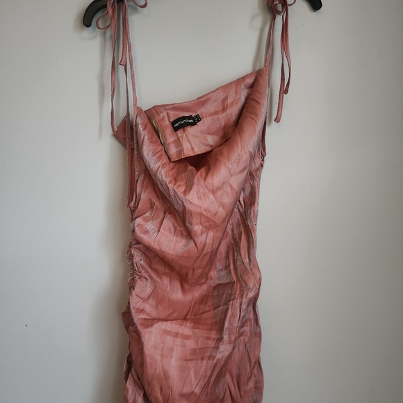PrettyLittleThing Dusty Pink Backless Dress - Picture 3 of 5